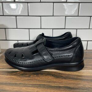 SAS Roamer Womens 4.5 Shoes Black Leather Tripad Comfort Slip On Loafer